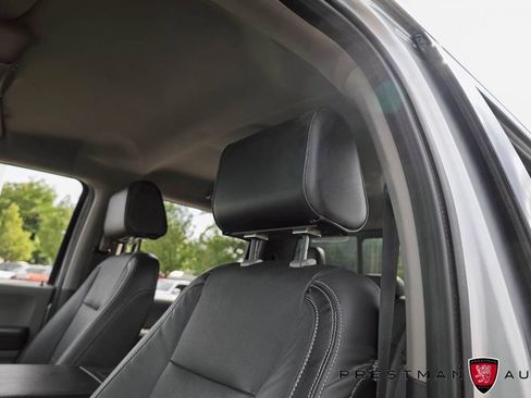 Used 2022 Ford F250 XLT w/ XLT Premium Package AWD/4WD image 29