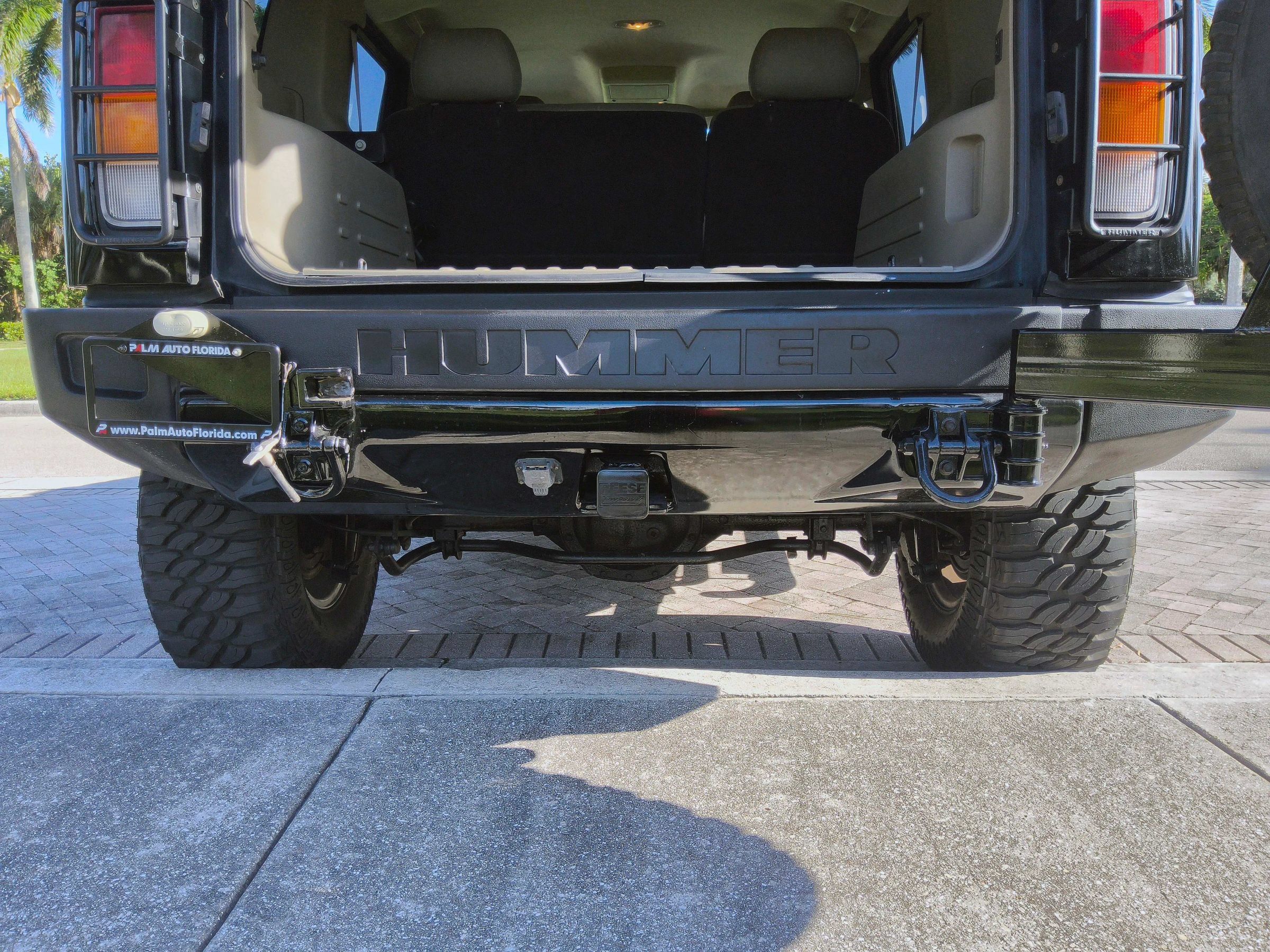 Used 2003 HUMMER H2 w/ Preferred Equipment Group AWD/4WD image 49