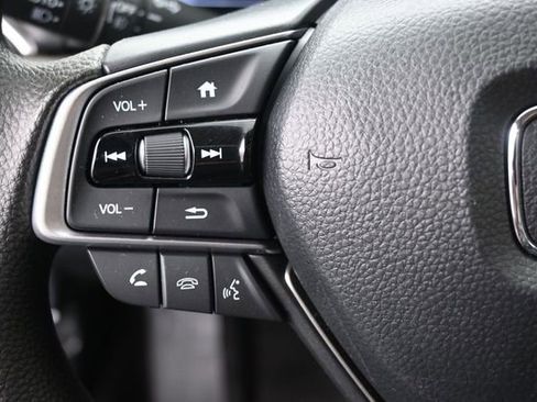 Used 2020 Honda Accord EX image 7