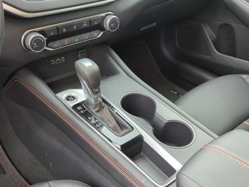 Used 2022 Nissan Altima 2.5 SR w/ Midnight Edition Package image 15