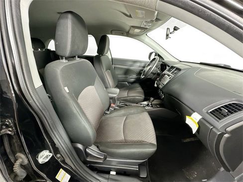 Used 2018 Mitsubishi Outlander Sport LE image 23