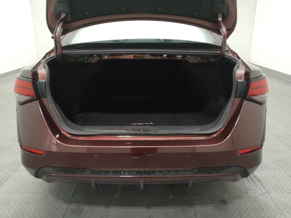 Used 2024 Nissan Sentra SV FWD image 29