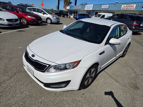 Used 2012 Kia Optima Hybrid FWD image 9