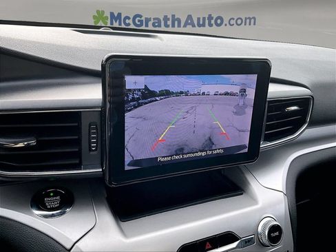 Used 2020 Ford Explorer XLT w/ Equipment Group 202A AWD/4WD image 17