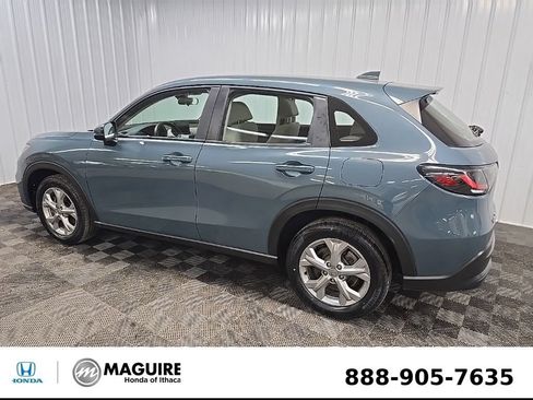 Used 2023 Honda HR-V LX image 4