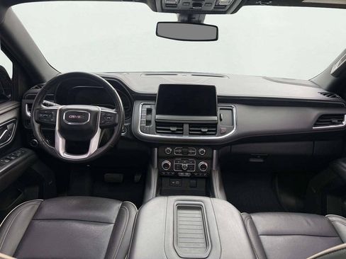 Used 2022 GMC Yukon XL SLT w/ SLT Premium Package AWD/4WD image 15