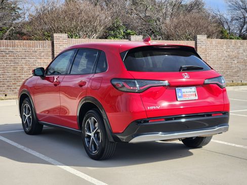 Certified 2024 Honda HR-V EX-L image 8