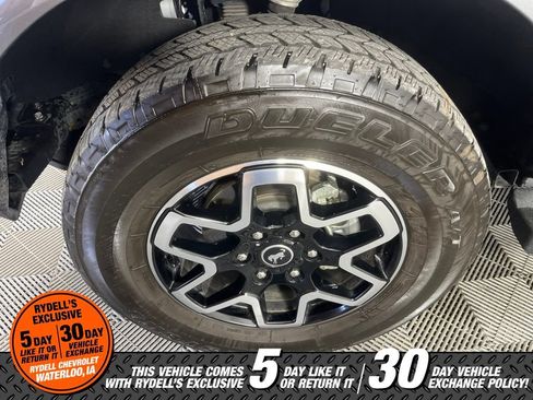 Used 2022 Ford Bronco Outer Banks AWD/4WD image 14