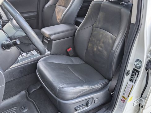 Used 2018 Toyota 4Runner Limited image 17