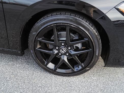 Used 2023 Honda Civic Sport image 32