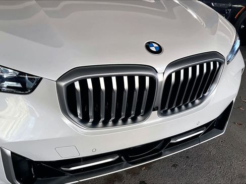Used 2026 BMW X5 sDrive40i image 29