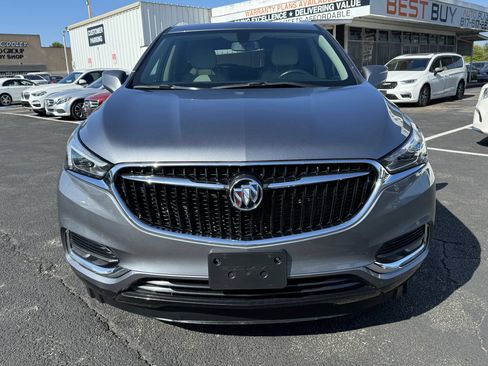 Used 2021 Buick Enclave Essence FWD image 2