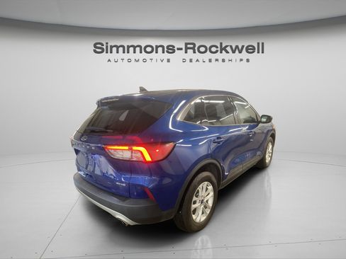 Used 2022 Ford Escape SE w/ Convenience Package image 5