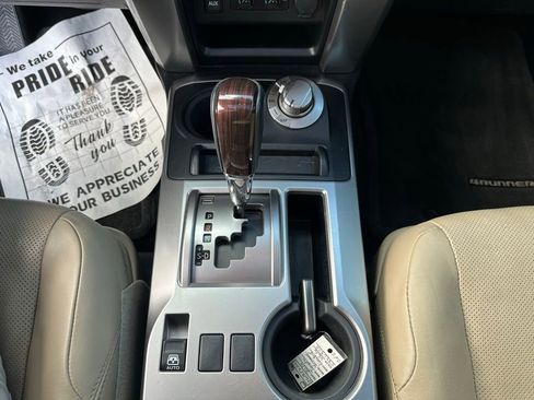 Used 2016 Toyota 4Runner 4WD image 15