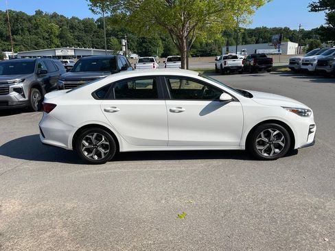 Used 2021 Kia Forte LXS FWD image 8