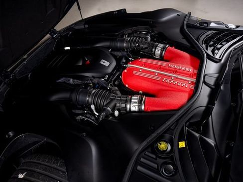 Used 2026 Ferrari 12Cilindri RWD image 17
