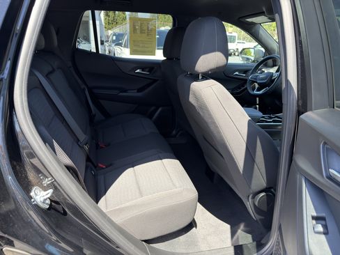 Used 2026 Chevrolet Equinox LT image 12