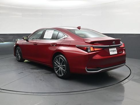 Used 2025 Lexus ES 300h w/ Premium Package FWD image 8