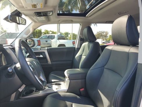 Used 2023 Toyota 4Runner Limited image 12