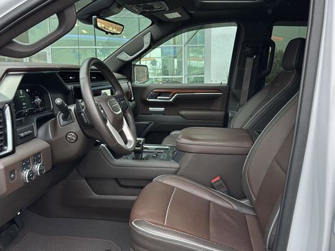 Used 2023 GMC Sierra 1500 Denali w/ Denali Reserve Package image 8