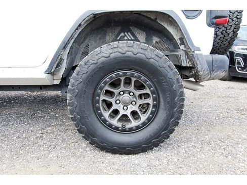 Used 2022 Jeep Wrangler Unlimited Rubicon w/ Xtreme Recon 35" Tire Package AWD/4WD image 30