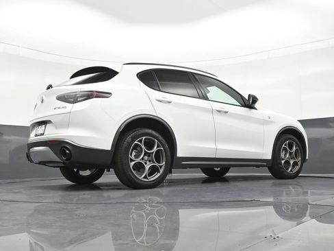 Used 2024 Alfa Romeo Stelvio Ti AWD/4WD image 27