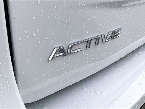 New 2025 Ford Expedition Active image 18