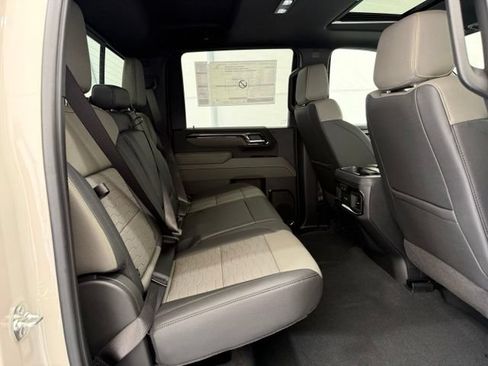 New 2026 Chevrolet Silverado 2500 ZR2 AWD/4WD image 25