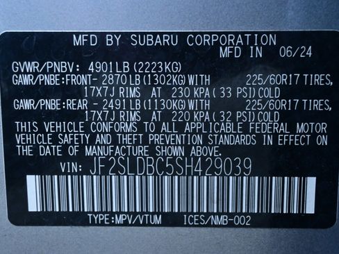 Certified 2025 Subaru Forester Premium AWD/4WD image 36