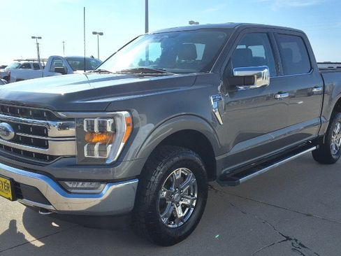 Used 2023 Ford F150 Lariat AWD/4WD image 4