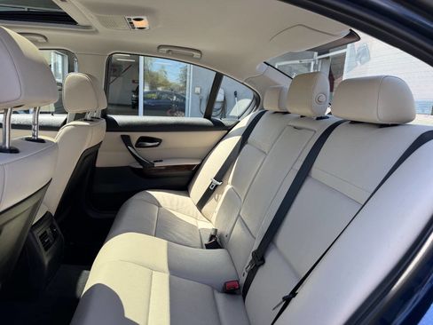 Used 2011 BMW 328i xDrive Sedan AWD/4WD image 16