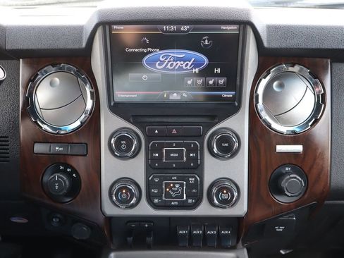 Used 2015 Ford F250 Lariat w/ Lariat Ultimate Package image 36