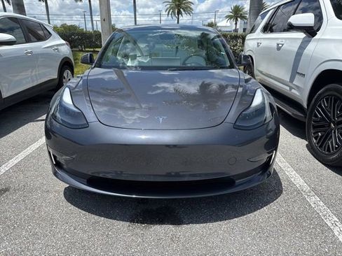Used 2023 Tesla Model 3 Standard Range RWD image 2