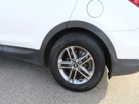 Used 2018 Hyundai Santa Fe Sport w/ 2.4L Value Package 02 image 20