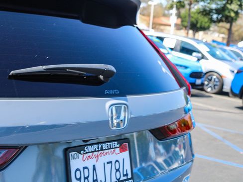 Used 2025 Honda CR-V EX-L image 11