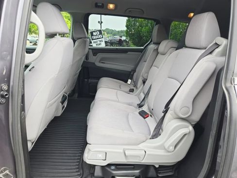 Used 2019 Honda Odyssey EX image 16