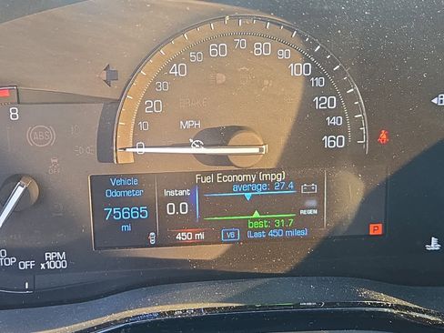 Used 2017 Cadillac XT5 Luxury w/ Driver Awareness Package FWD image 10