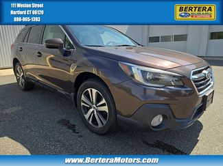 Used 2019 Subaru Outback 2.5i Limited AWD/4WD video 1