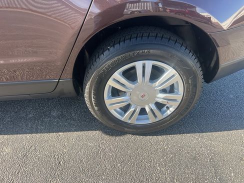 Used 2015 Cadillac SRX Luxury w/ Driver Awareness Package image 8