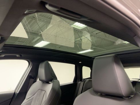 New 2026 BMW X3 xDrive30 w/ M Sport Package image 16