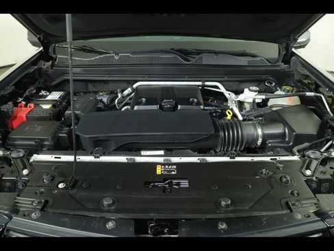 Used 2023 Chevrolet Colorado LT w/ LT Convenience Package III image 20