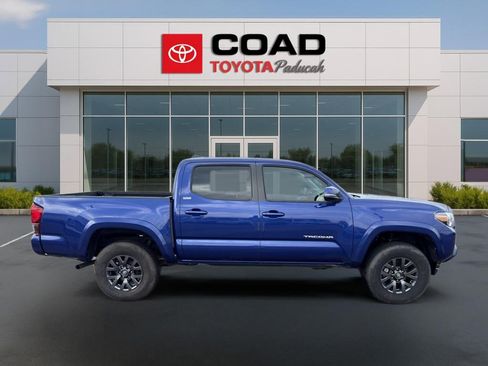 Used 2023 Toyota Tacoma SR5 AWD/4WD image 6