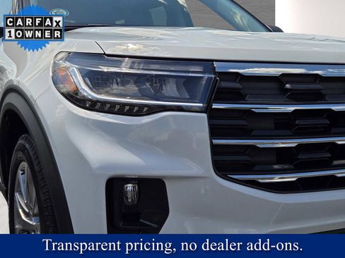 Used 2025 Ford Explorer Active w/ Active Comfort Package AWD/4WD image 2