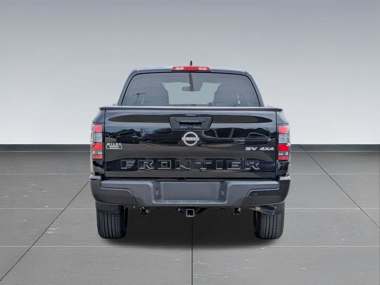 Used 2022 Nissan Frontier SV AWD/4WD image 4