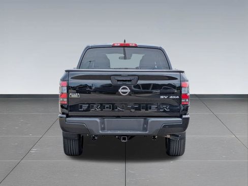 Used 2022 Nissan Frontier SV AWD/4WD image 4