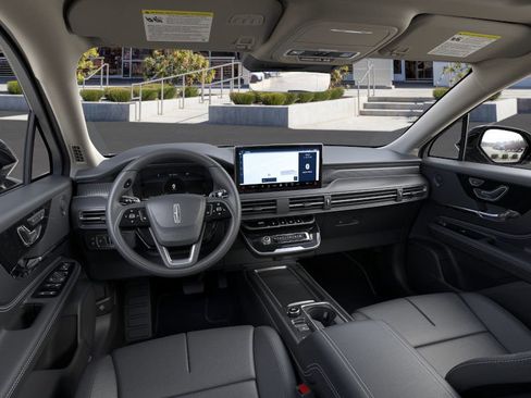 New 2026 Lincoln Corsair Grand Touring image 8