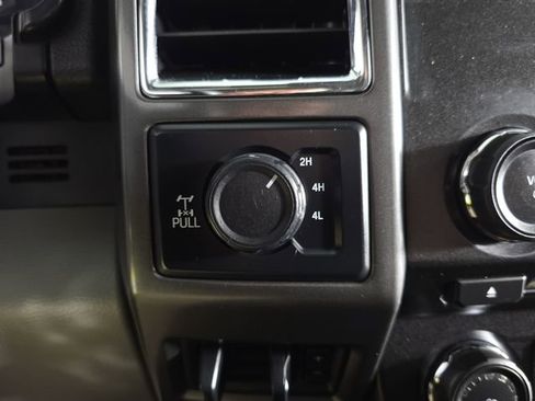 Used 2018 Ford F350 XLT w/ XLT Value Package image 17