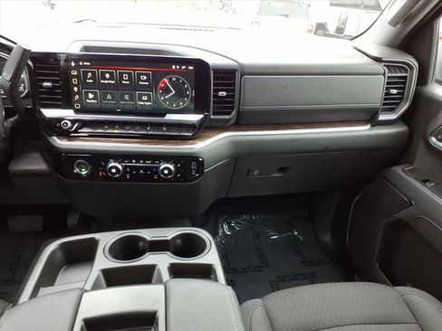 Used 2022 GMC Sierra 1500 Elevation w/ X31 Off-Road Package image 18