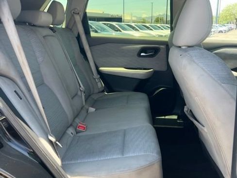 Used 2023 Nissan Rogue SV FWD image 31