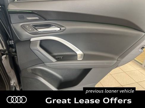 Used 2025 Audi Q5 Premium Plus w/ Premium Plus AWD/4WD image 20